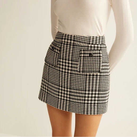 Commense Wool-Blend Checked Mini Skirt - Picture 2 of 8